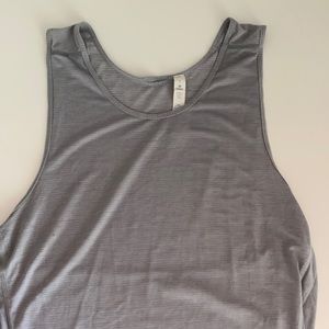 Lululemon workout tank